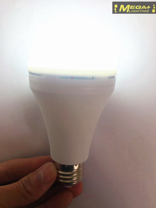 LED Emergency Light Bulb E27 18W LED Lamp Rechargeable